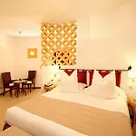 Hotell Alberi Del Paradiso 4*