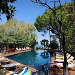 Alberi Del Paradiso 4*