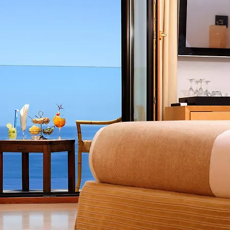 Alberi Del Paradiso Cefalù