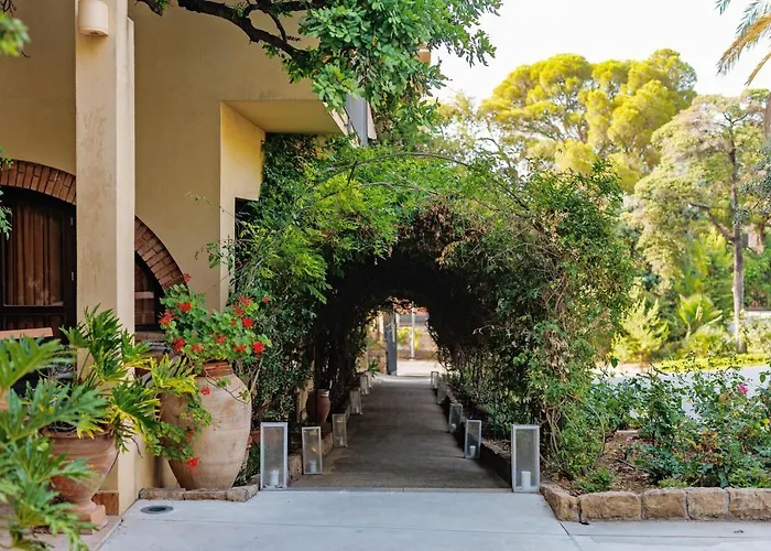 Alberi Del Paradiso Otel