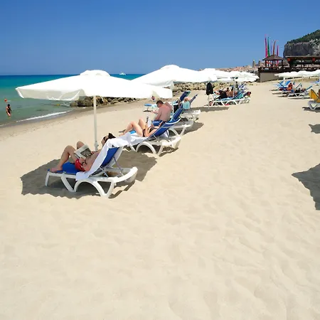 Hotel Alberi Del Paradiso 4*