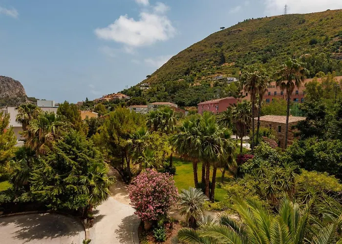 Otel Alberi Del Paradiso 4*