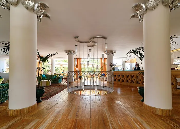 Alberi Del Paradiso 4* 切法卢